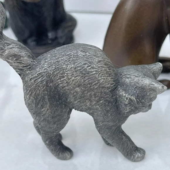 Lot of 7 Collection of Cat Figurines Statue Animals Hand Carved Decor - Picture 10 of 16